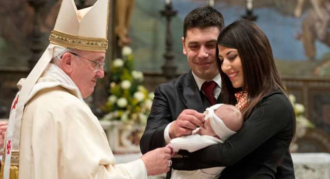 Papa Francesco annuncia un anno speciale dedicato alla famiglia