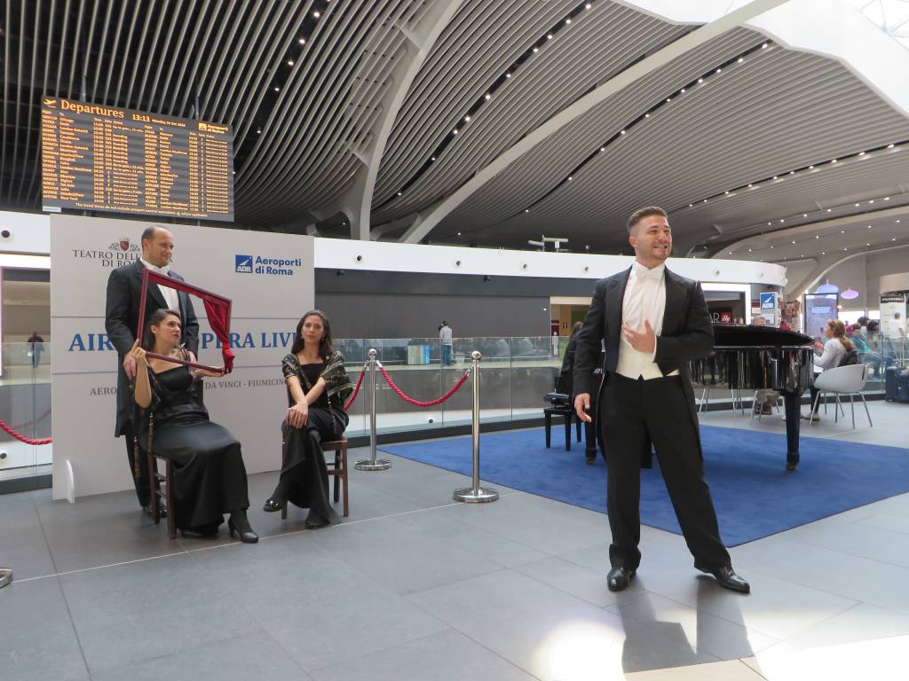 L’Airport Opera Live incanta i passeggeri di Fiumicino