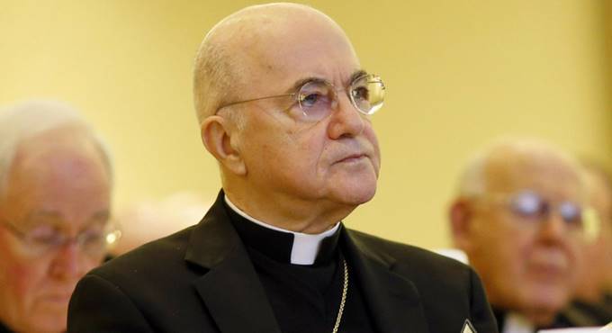 Viganò replica alla Santa Sede: non vuole più la rinuncia di Papa Francesco