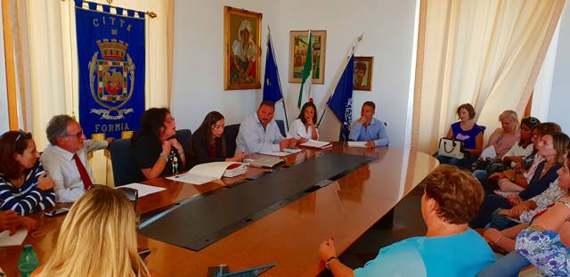 Caso refezione scolastica a Formia, ieri l’incontro in Comune con i membri della Commissione mensa