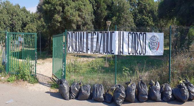 Ardea, CasaPound al fianco dei cittadini per bonificare spazi verdi pubblici abbandonati