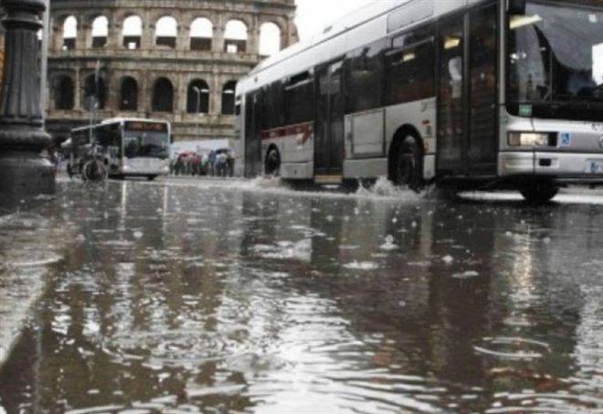 Maltempo: Campidoglio, domani a Roma scuole chiuse per gli studenti