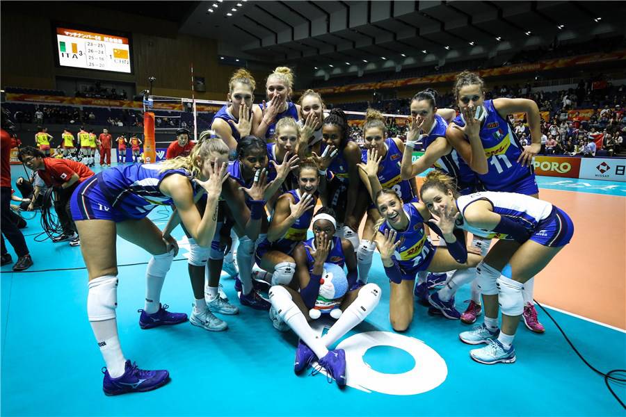 Volley, la Nazionale femminile al Quirinale, Mattarella: “Sogno un Italia come voi in campo”