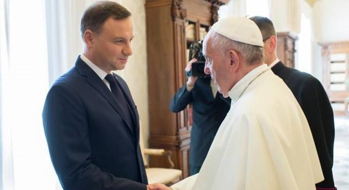 Il Papa incontra il presidente della Polonia a 40 anni dall’elezione di Wojtyla