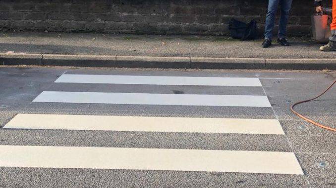 A Ladispoli si sperimenta una nuova segnaletica stradale orizzontale