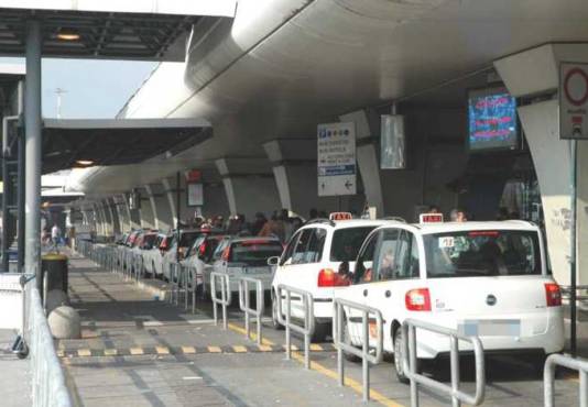 Taxi nuove licenze per Roma, “sbloccata” anche Fiumicino