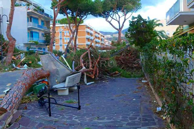 Maltempo a Terracina, sono 100 gli sfollati alloggiati negli alberghi