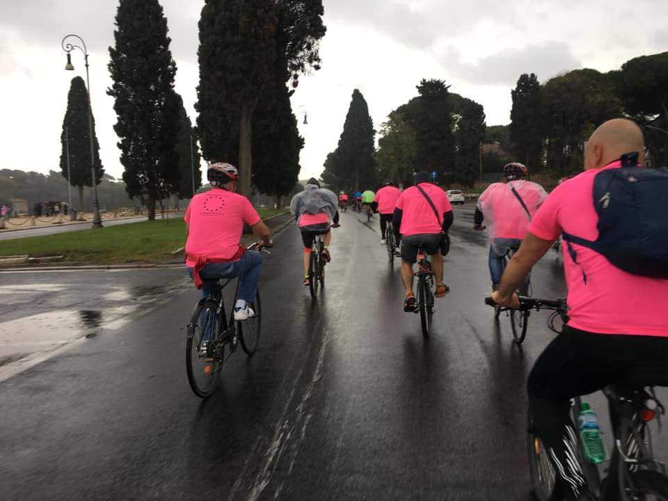 Bicinrosa 2018, un successo nonostante la pioggia, Altomare: “Vinciamo contro il tumore al seno”