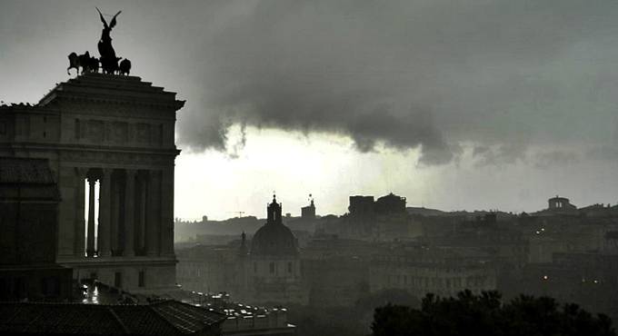 Temporali e tempeste elettriche, allerta meteo su tutto il Lazio anche per le prime ore di lunedì 23 settembre