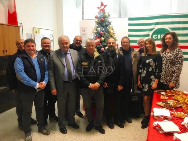 Nella nuova sede della Cisl di Formia si “accende” il Natale