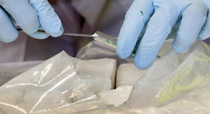 Cocaina nei busti ortopedici, arrestati all’aeroporto di Fiumicino tre corrieri