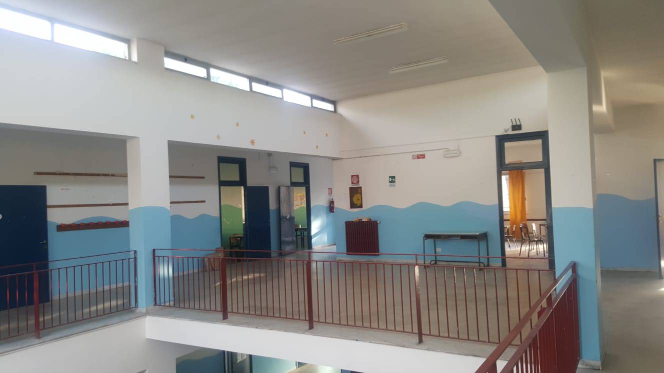Riapre la scuola Col di Lana a Latina, dopo il raid vandalico