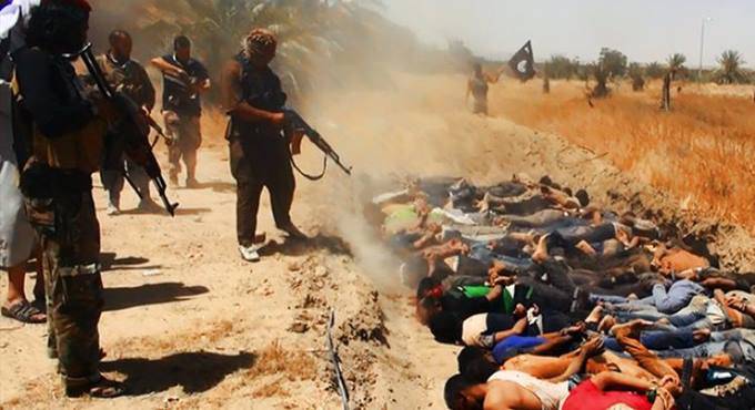 La raccapricciante “eredità” dell’Isis in Iraq: 200 fosse comuni e 12 mila morti