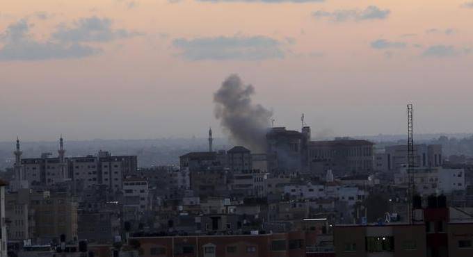 Missili e bombe, è (ancora) guerra a Gaza