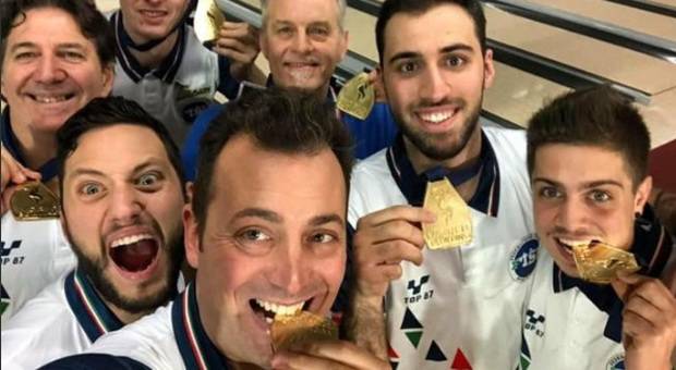 Si fa la storia nel bowling, Italia campione del mondo