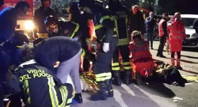 Dramma in discoteca ad Ancona, al concerto di Sfera Ebbasta muoiono una madre e 5 minorenni