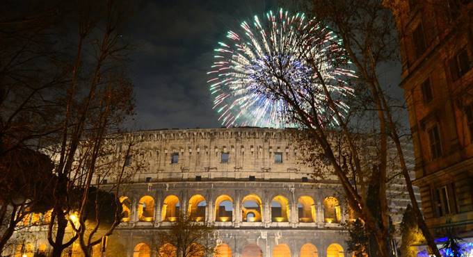 Roma e Ostia, divieto di botti e fuochi d’artificio a Capodanno