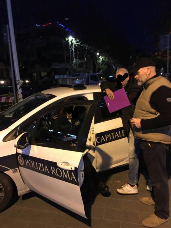 I vigili urbani di Ostia: “Lasciati senza difese dal coronavirus”
