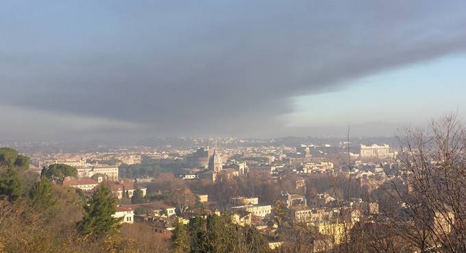 Maxirogo nell’impianto rifiuti Tmb di via Salaria, nube tossica invade il centro di Roma