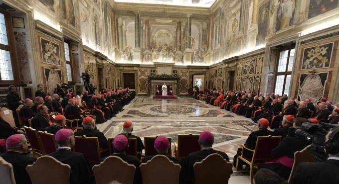 Abusi, il Papa: “La Chiesa non cercherà mai di insabbiare nessun caso”
