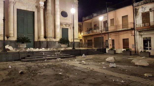 Sisma 4.9 a Catania, la scossa più violenta da quando è cominciata l’eruzione dell’Etna