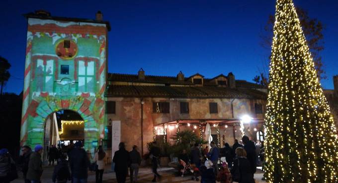 Inaugurato al Castello di Santa Severa il “Villaggio di Babbo Natale”