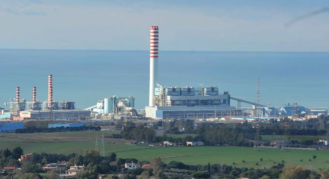 Torrevaldaliga, dal 2025 la centrale elettrica non sarà più alimentata a carbone