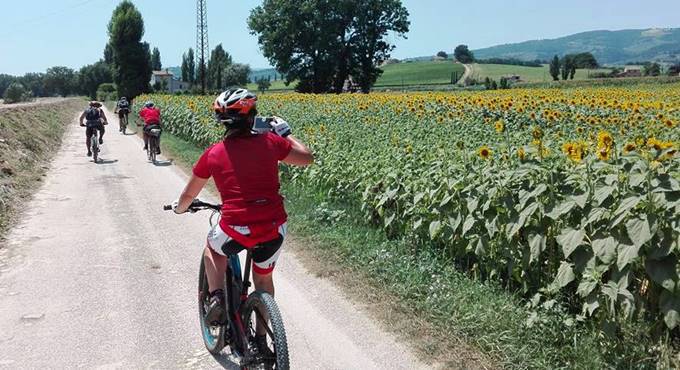Da Roma ad Assisi in bicicletta lungo la “Via dell’acqua”