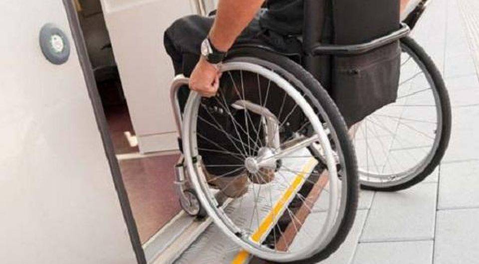 Stop alle barriere architettoniche e sensoriali: la Regione Lazio approva la legge sulla disabilità