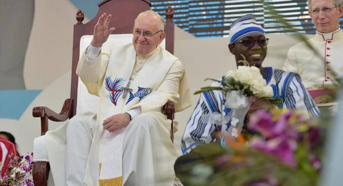 Gmg, il Papa elogia i giovani: “Grazie perché smentite chi costruisce muri e vuole divisioni”