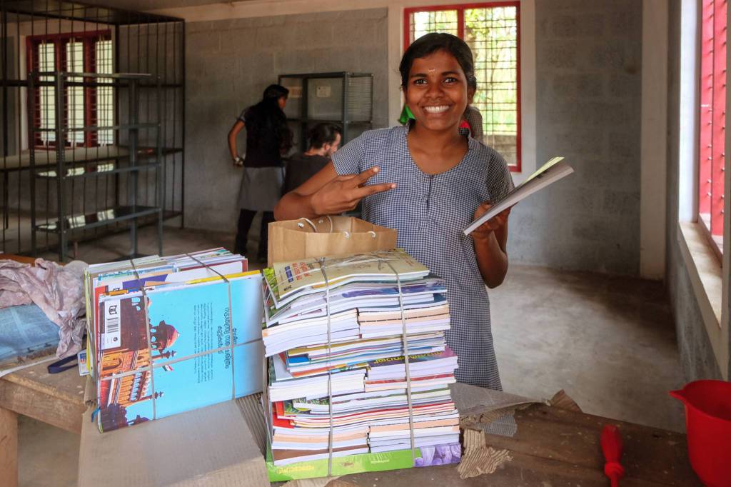 Farmacisti in aiuto, una biblioteca per la casa famiglia in India