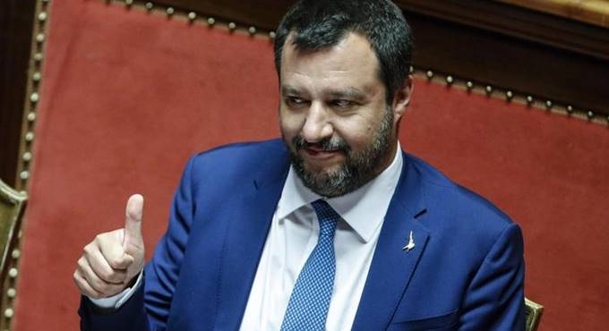 Legittima difesa, arriva l’ok del Senato: è legge. Esulta Salvini – VIDEO
