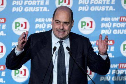 Zingaretti: “Con Conte per un governo ampio, no a elezioni anticipate”