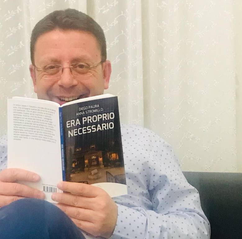 A “Napoli Città Libro 2019” approdano Diego Paura e Anna Stromillo con il libro “Era proprio necessario”