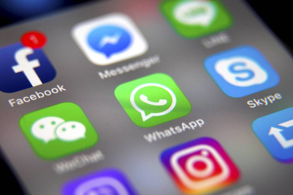 Facebook, Instagram e Whatsapp in black out a Roma