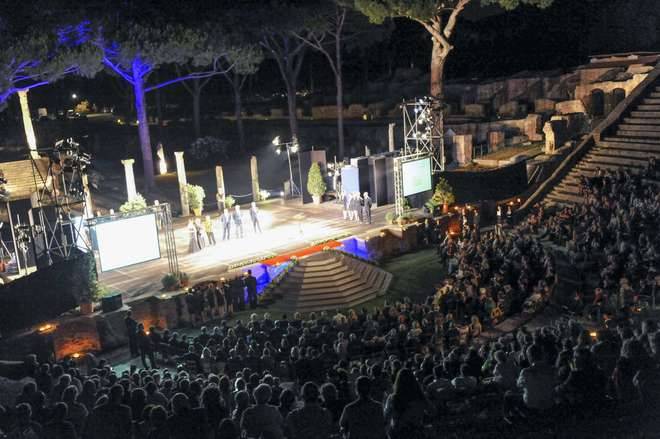 La Turandot con gli Studenti di InCanto apre la stagione al Teatro Romano di Ostia Antica