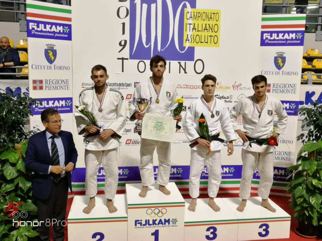 Fiamme Gialle, la squadra maschile del judo prima in Italia