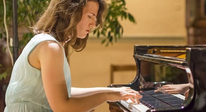 “Pianfortissimo”, a Fondi l’esibizione della pianista Eloisa Cascio
