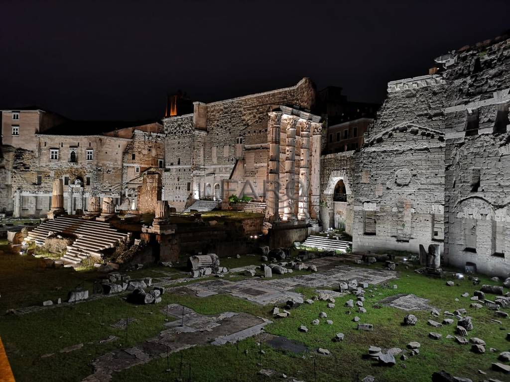 Roma, la grande bellezza incanta anche di sera: 60mila visitatori per la “Notte dei Musei”