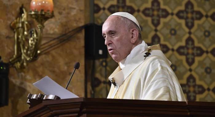 Papa Francesco: “Il problema della fede è la tristezza: senza gioia vacilla”