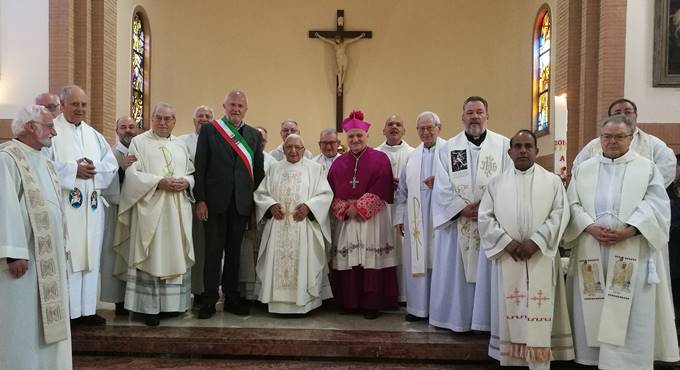 Maccarese, la parrocchia di S. Giorgio festeggia i 100 anni di don Tommaso