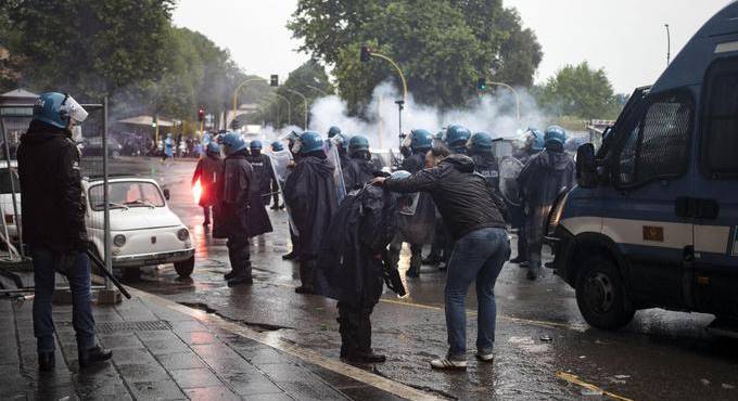Roma, scontri prima di Atalanta-Lazio: 5 ultras laziali arrestati e 3 “daspati”