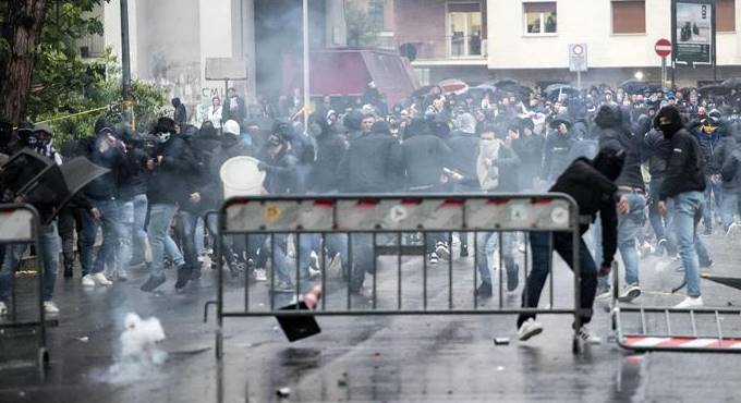 Roma, scontri prima di Atalanta-Lazio: 5 ultras laziali arrestati e 3 “daspati”