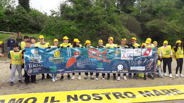 "Spiagge e fondali puliti", nel Lazio al via la campagna di Legambiente