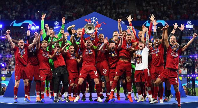 Champions League, l’Uefa pensa alla finale per il 29 agosto