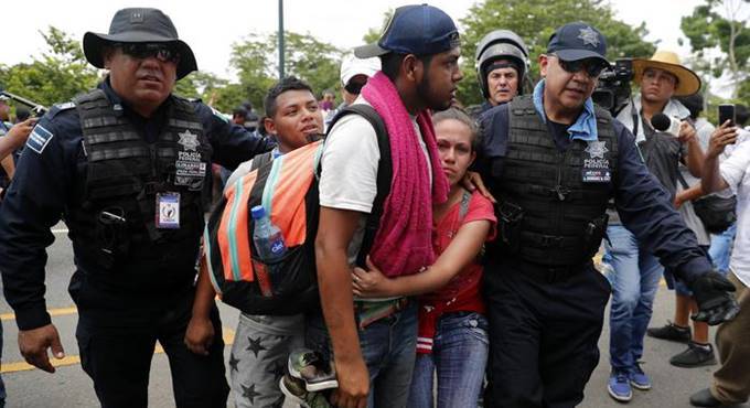 Messico, 6.000 soldati al confine meridionale per bloccare i migranti