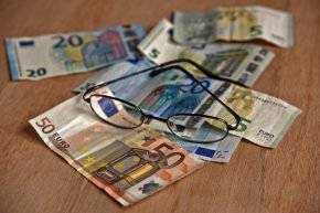 Scuola, stipendi: mini-aumento a luglio tra i 6 e gli 11 euro