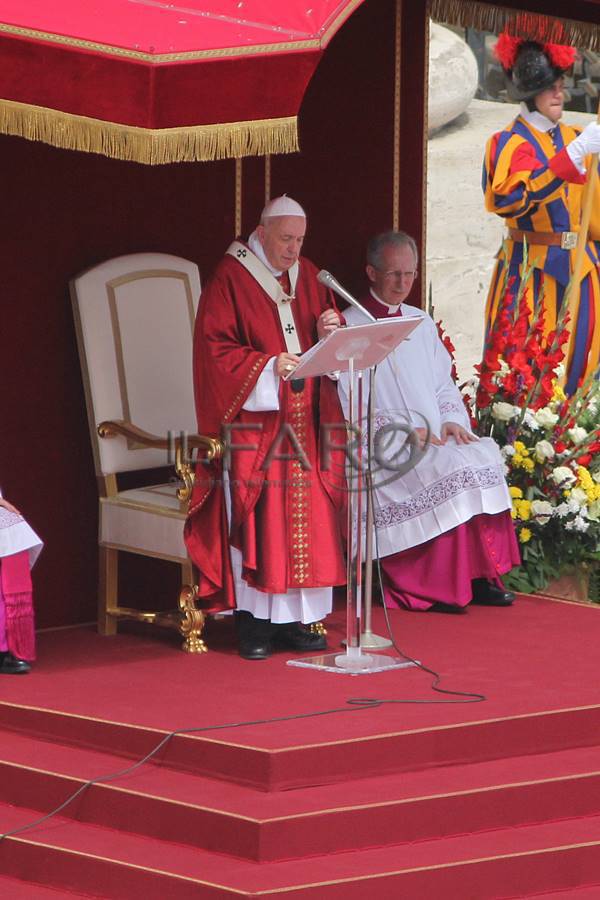 Vaticano, Messa di Pentecoste con Papa Francesco