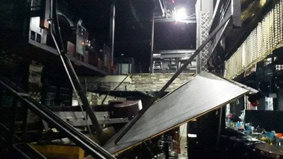 Festa in discoteca ai mondiali di nuoto, crolla balconata a Gwangju, 2 morti e 10 feriti