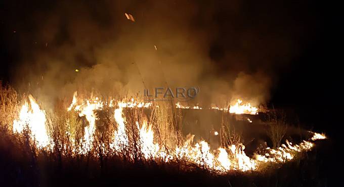 Serata di fuoco a Granaretto e Passoscuro, doppio incendio nel giro di un’ora